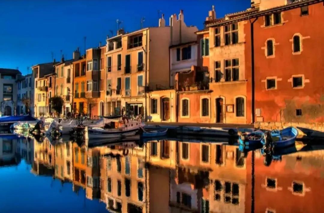 Les Hebergements De La Plage En Ville Martigues Ruang foto
