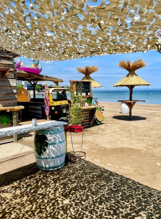 Les Hebergements De La Plage En Ville Martigues Bagian luar foto
